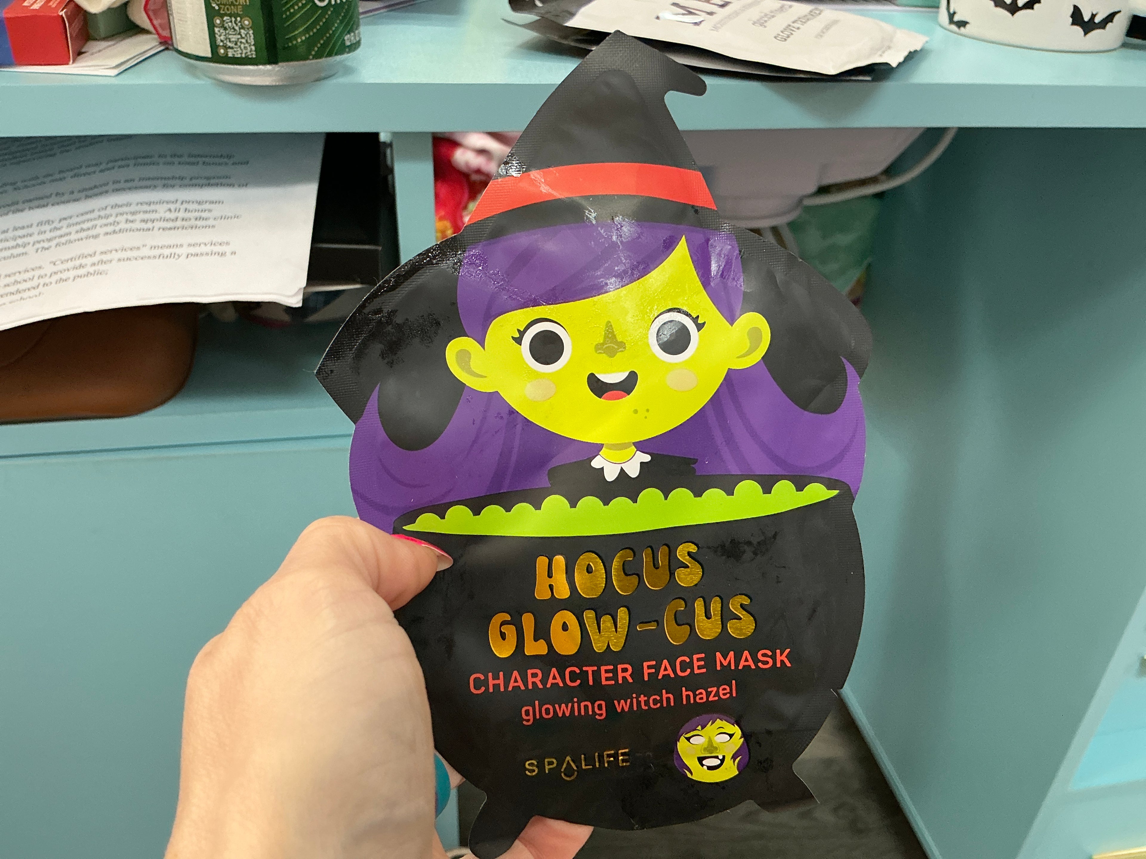 Hocus Glow-cus Glowing Witch Halloween Face Mask: Single Mask