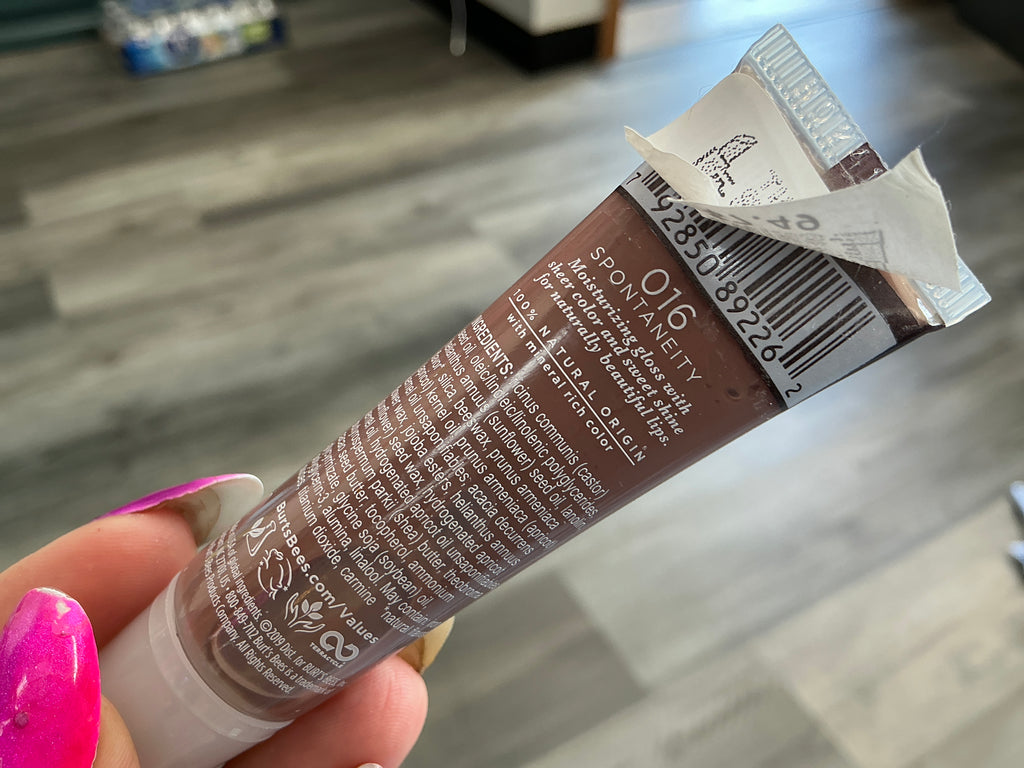 Burt’s Bees Moisturizing Spontaneity Lip Shine With Apricot Wax