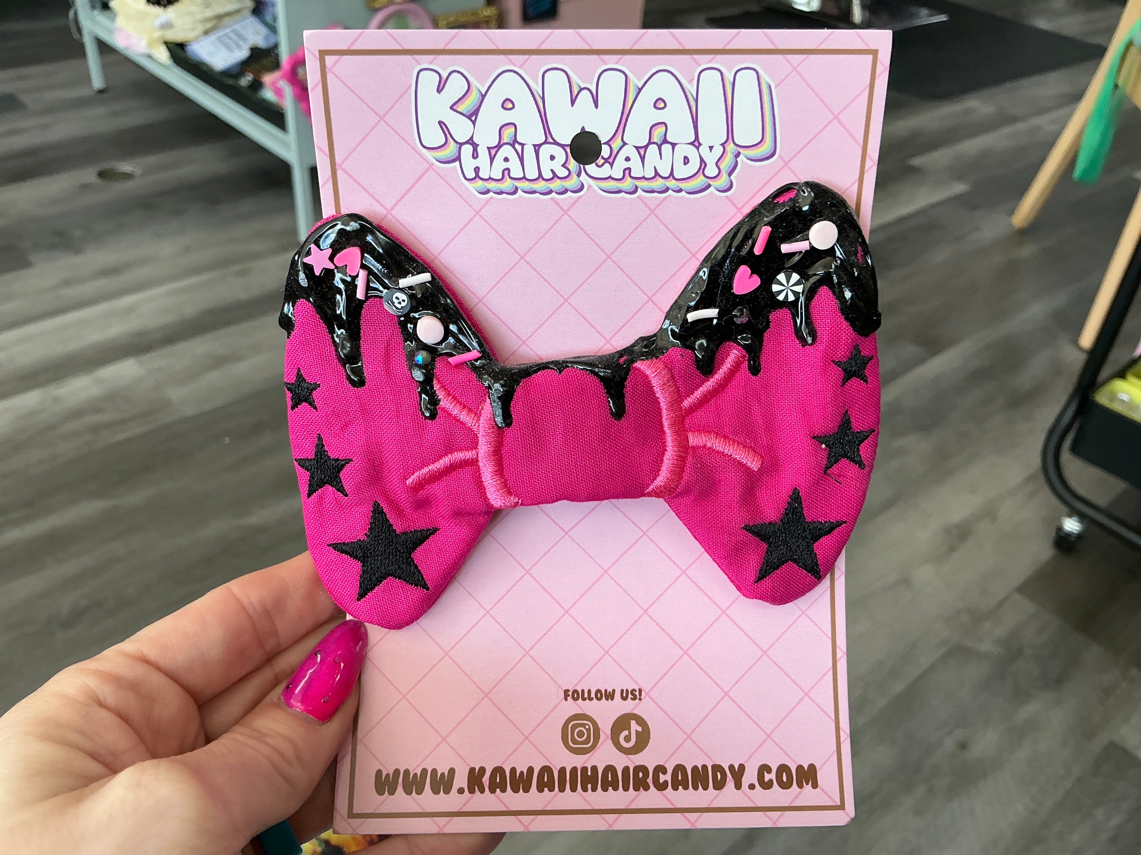 Decoden Rebel  Pastel Punk Hair Accessory – Cute Goth Bow