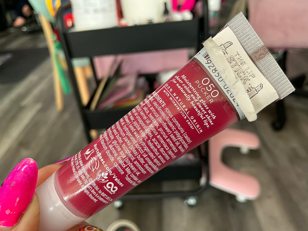 Burt’s Bees Moisturizing Pucker Lip Shine With Apricot Wax